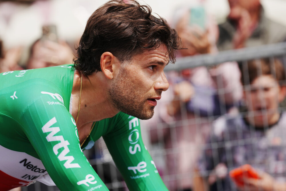 Ciclismo, i colpi di mercato per il 2027: gli arrivi e le cessioni delle World Tour e Professional Italiane