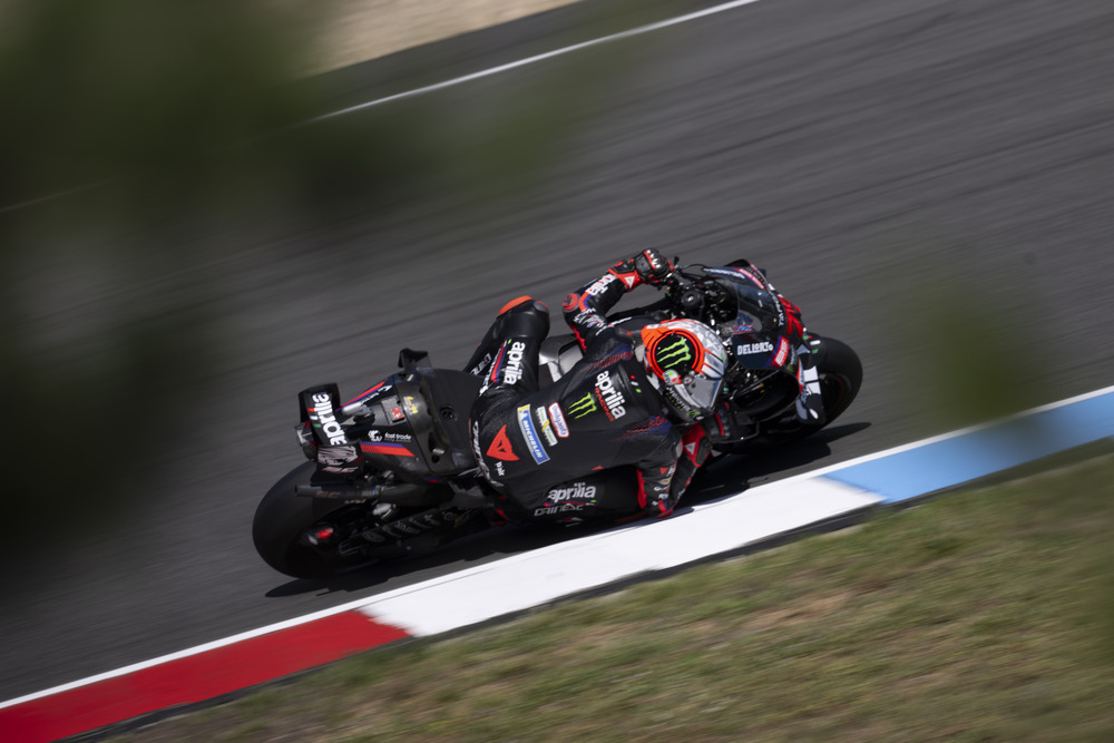 MotoGP, Marc Marquez nemesi di Aprilia a Phillip Island? Pioggia e vento minacciano cambi di programma