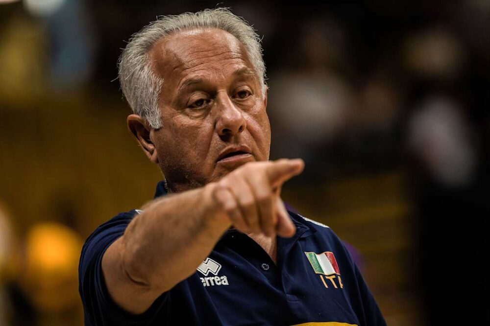 Julio Velasco non si cura di Terzic: “Non ce ne frega niente, noi pensiamo all’avversario sul campo”