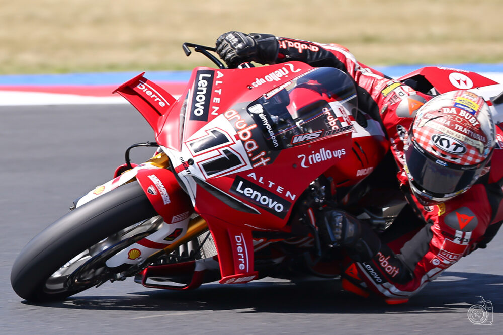 Superbike oggi, GP Italia 2026: orari prove libere, tv, programma, streaming
