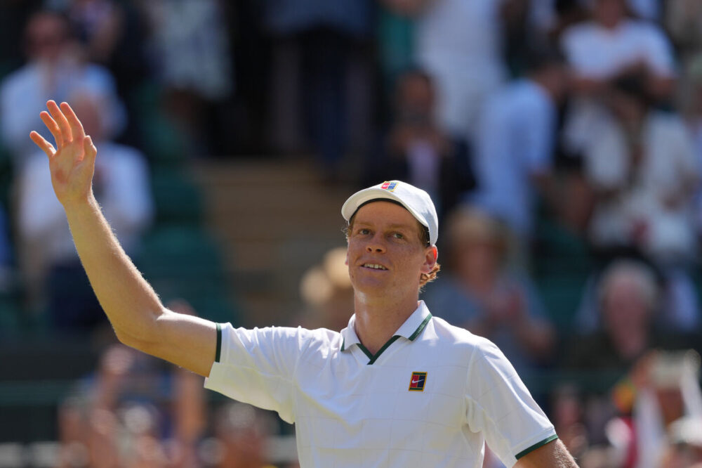 Quanti punti e posizioni può perdere Sinner non giocando sei mesi? Il possibile ranking prima degli Australian Open