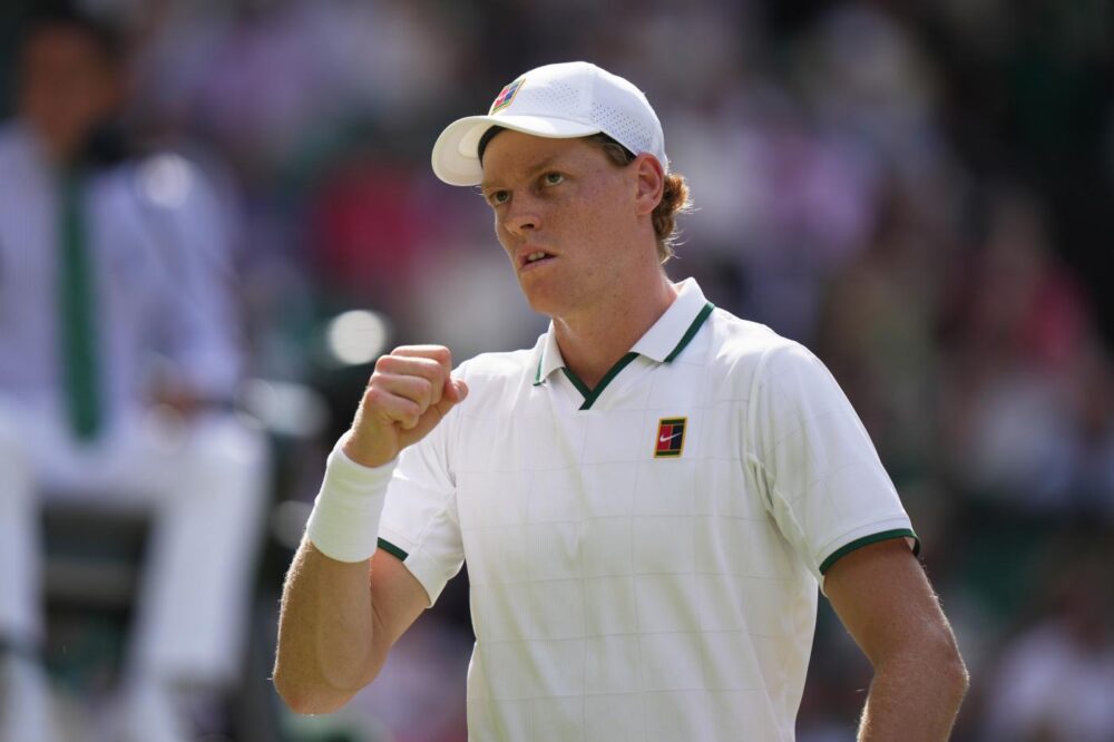 Il nuovo distacco di Sinner da Zverev: il ritardo dopo l’eliminazione a Pechino, il tedesco guida la ATP Race