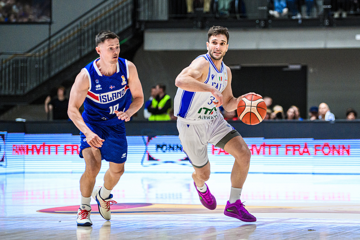 Basket: Riccardo Rossato lascia il raduno dell’Italia verso il doppio impegno delle qualificazioni Mondiali
