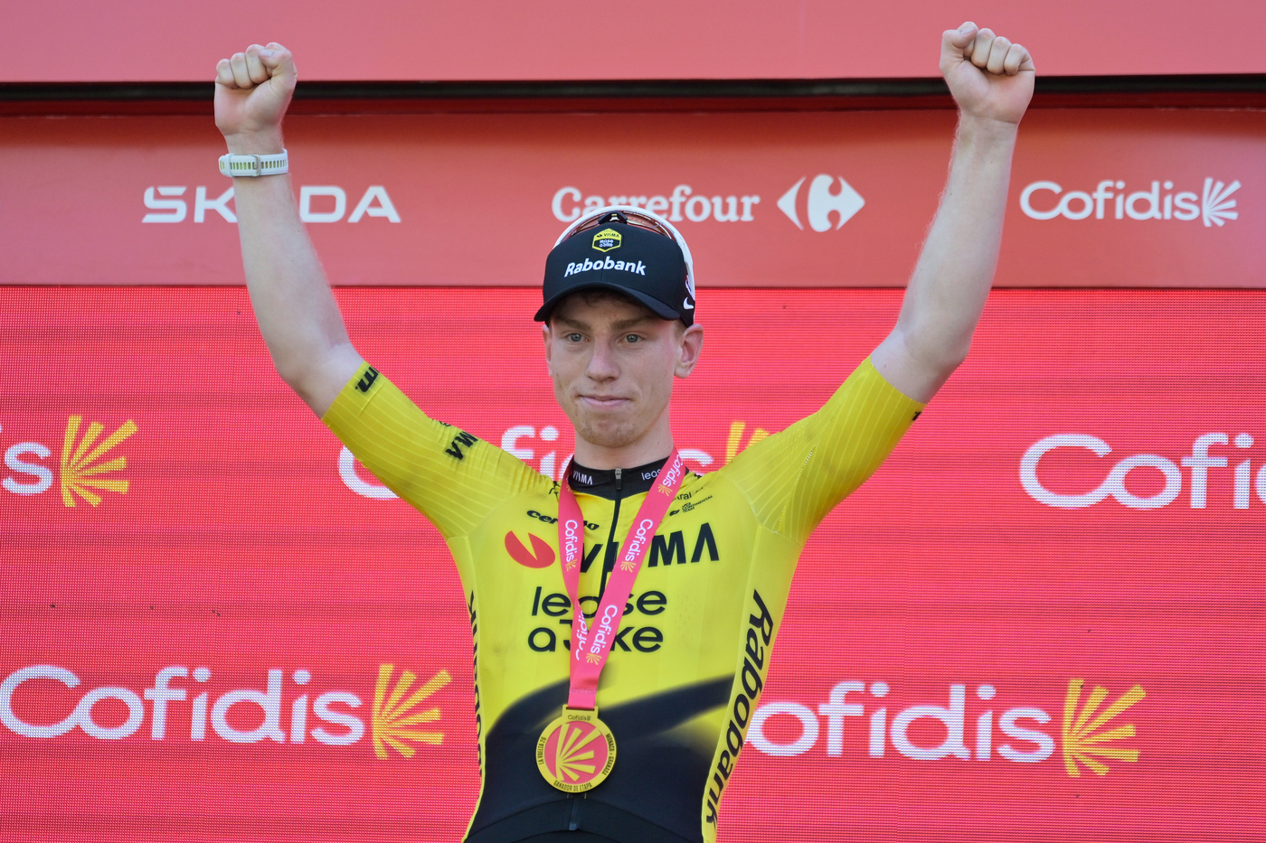 Pagelle Vuelta a España 2026: Matthew Brennan strepitoso in volata, spettacolo van Aert-Pogacar