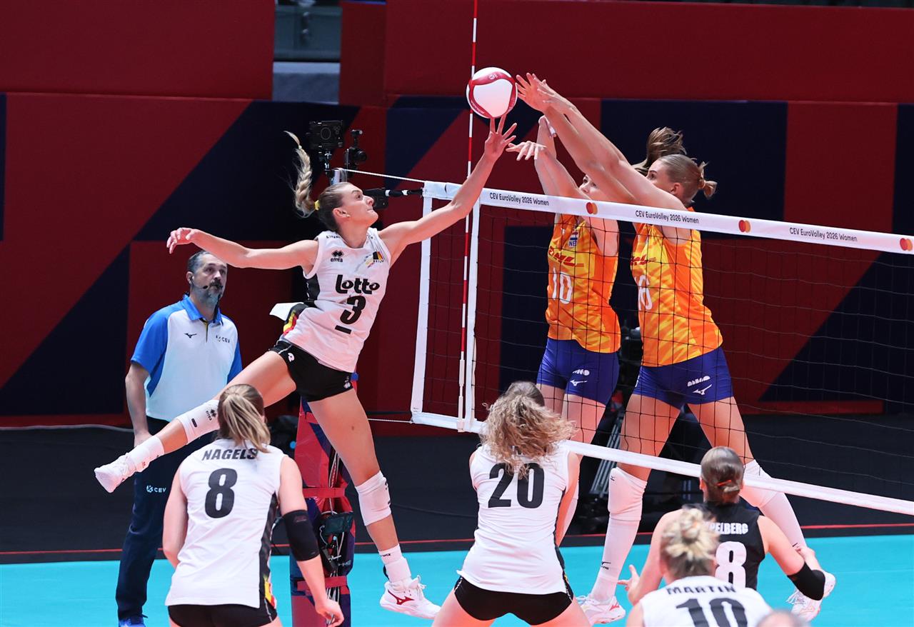 Volley femminile: Belgio perfetto agli Europei, Polonia e Serbia vincenti. L’Italia trova la Bulgaria agli ottavi