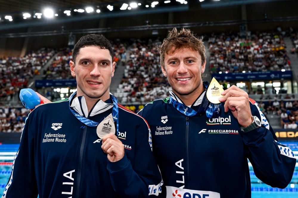 Nuoto, pioggia di medaglie per l’Italia nella penultima giornata degli Europei. Ceccon e Pilato in finale