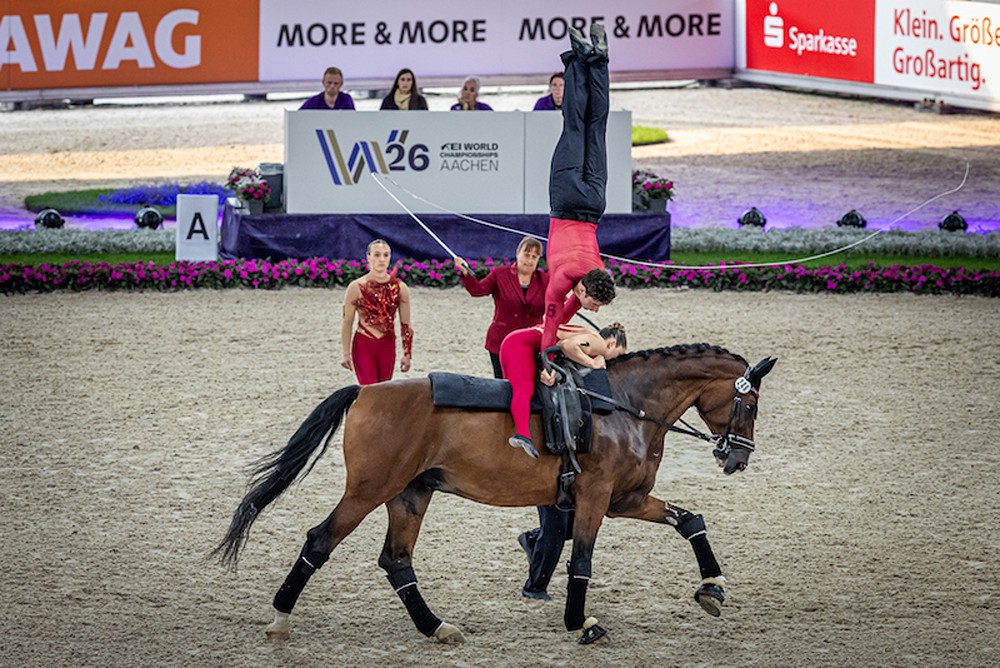 Equitazione: Germania super nelle prime finali mondiali del volteggio. Italia vicina al podio