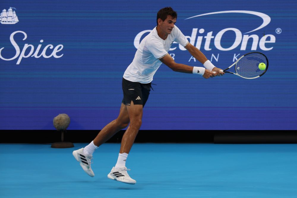 Cosa è successo tra Jodar e Shapovalov: la polemica per le stringhe delle scarpe e le voci in conferenza stampa