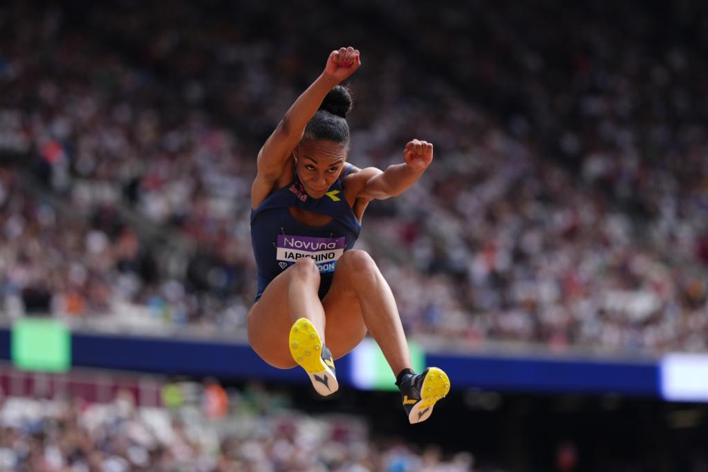 LIVE Atletica, Europei 2026 in DIRETTA: c’è la maratona! Larissa Iapichino sfida Mihambo, staffette per stupire
