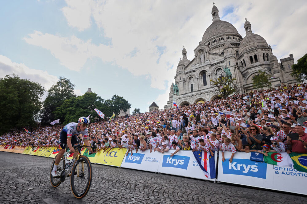 Il Tour de France potrebbe rinunciare a Montmartre nell’ultima tappa. Le indiscrezioni dalla Francia