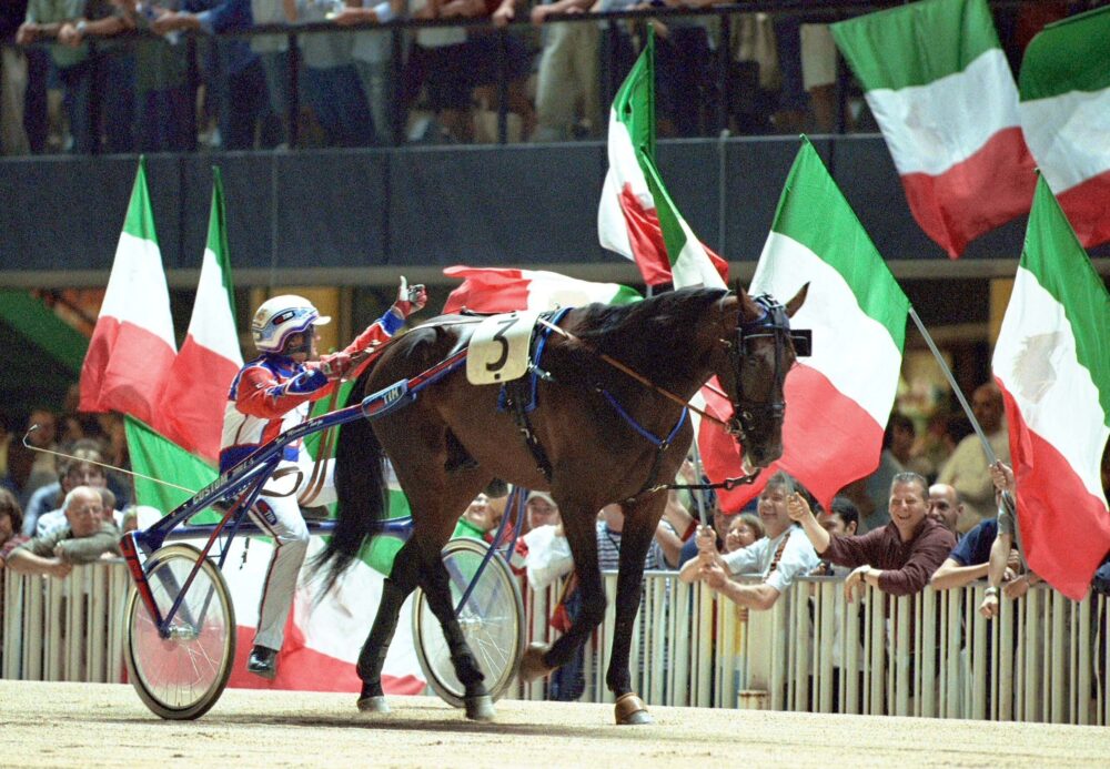 Varenne è morto, addio immenso Capitano. Il più grande trottatore della storia ci ha lasciato
