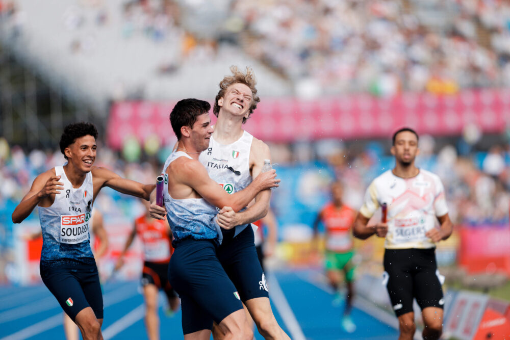 La 4×400 rinasce dalle ceneri: Scotti, Sito, Soudassi, Benati, spaziale record italiano! Miglior tempo agli Europei