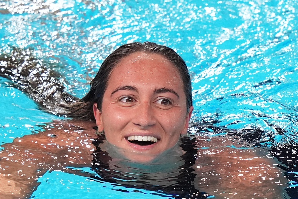 NON SBAGLIA MAI! Simona Quadarella implacabile: tris d’oro agli Europei, gran rimonta nei 400 sl!