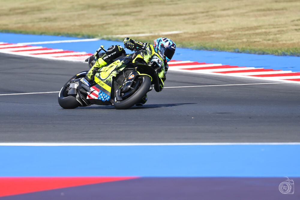 Raul Fernandez soffia la pole a Bezzecchi a Mandalika! Marquez e Martin in seconda fila