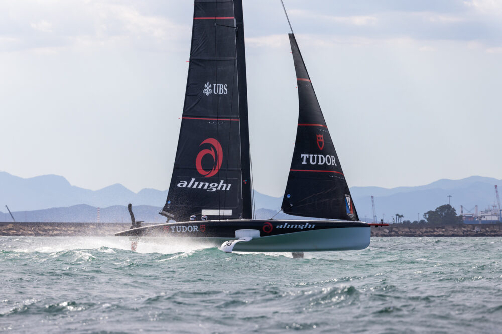 Alinghi alla prova di Napoli. Paul Goodison: “Non eravamo pronti nell’ultimo evento, adesso siamo cresciuti”