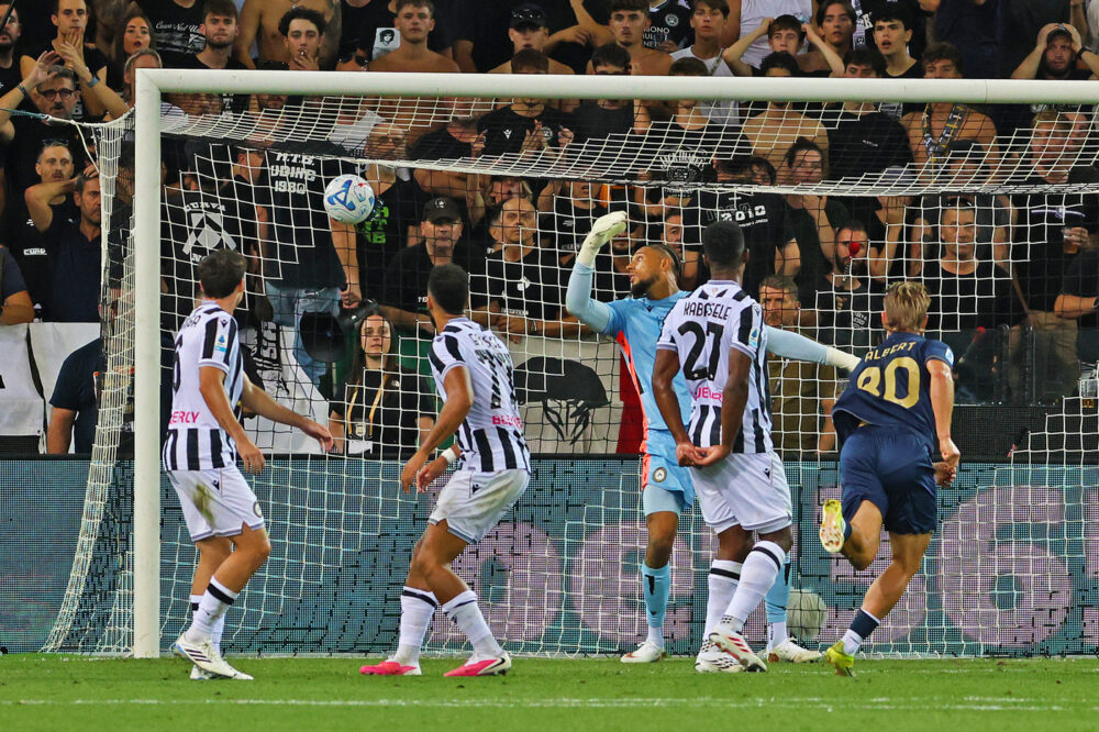 Calcio, Cagliari e Lazio vittoriose nei posticipi della terza giornata di Serie A