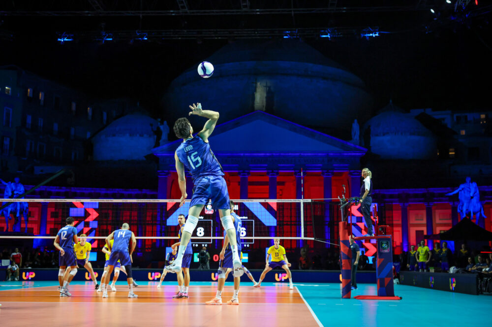 Volley, l’Italia sconfigge la Svezia e la pioggia in una partita interrotta. Esordio vincente agli Europei, torna Michieletto!