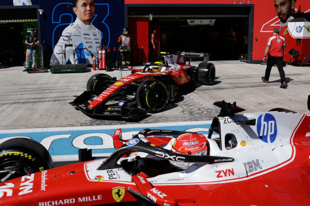 F1, Ferrari rischia lo psicodramma. Il regresso nelle prestazioni è palese e le voci su Horner al posto di Vasseur non aiutano