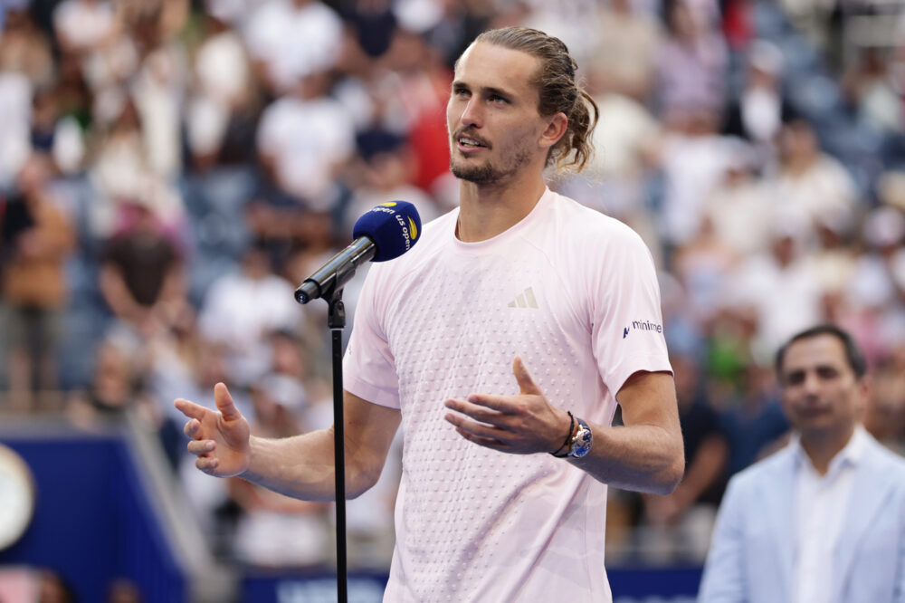 Alexander Zverev: “Senza infortuni Sinner sarebbe ancora davanti, perdevo sempre conto Jannik”