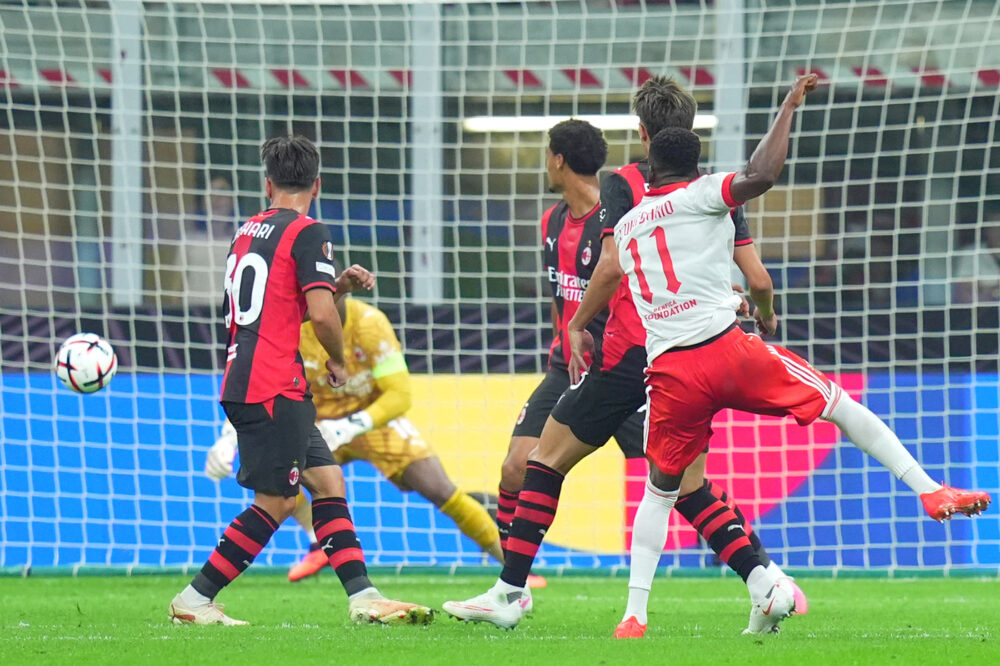 Calcio, Milan sconfitto dal Benfica all’esordio in Europa League. Vincono tutte le big