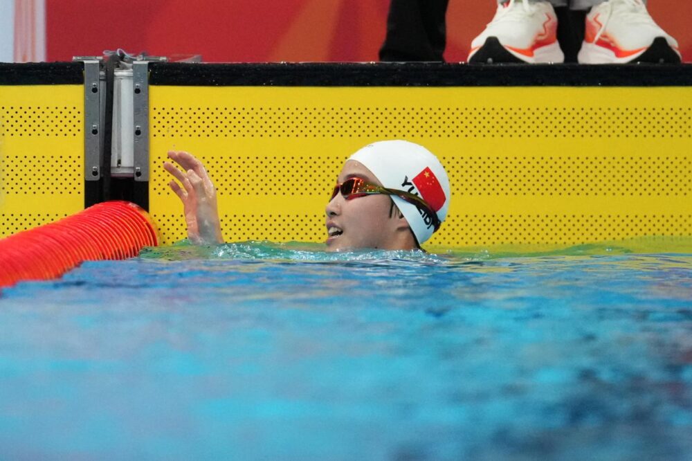 Yu Zidi, la nuova meraviglia del nuoto mondiale: record e medaglie a soli 13 anni