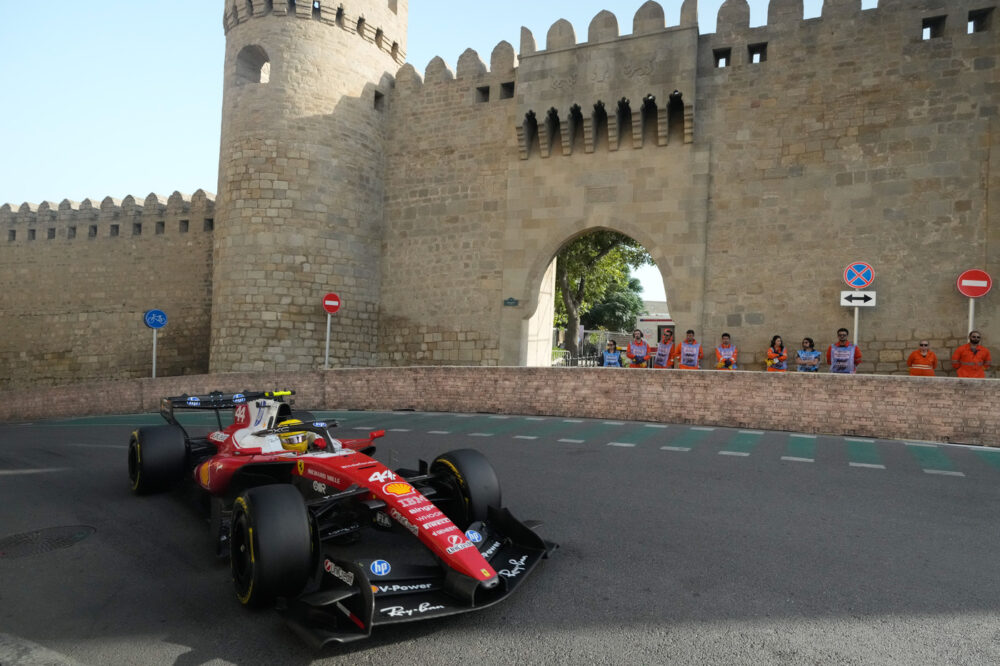 Hamilton-Lawson, scintille a Baku: cosa è successo, la decisione della FIA