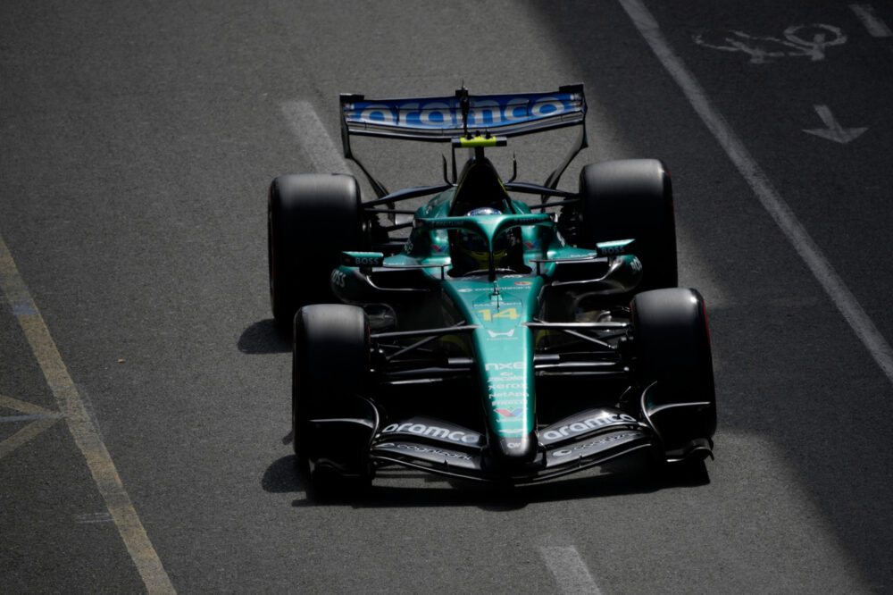 F1, Fernando Alonso confermato da Aston Martin: correrà a 46 anni