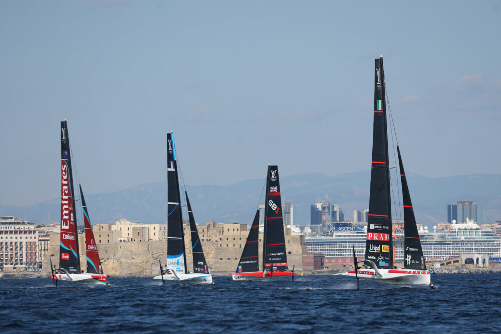 Calendario America’s Cup 2027: quando iniziano round robin, semifinale e finale a Napoli