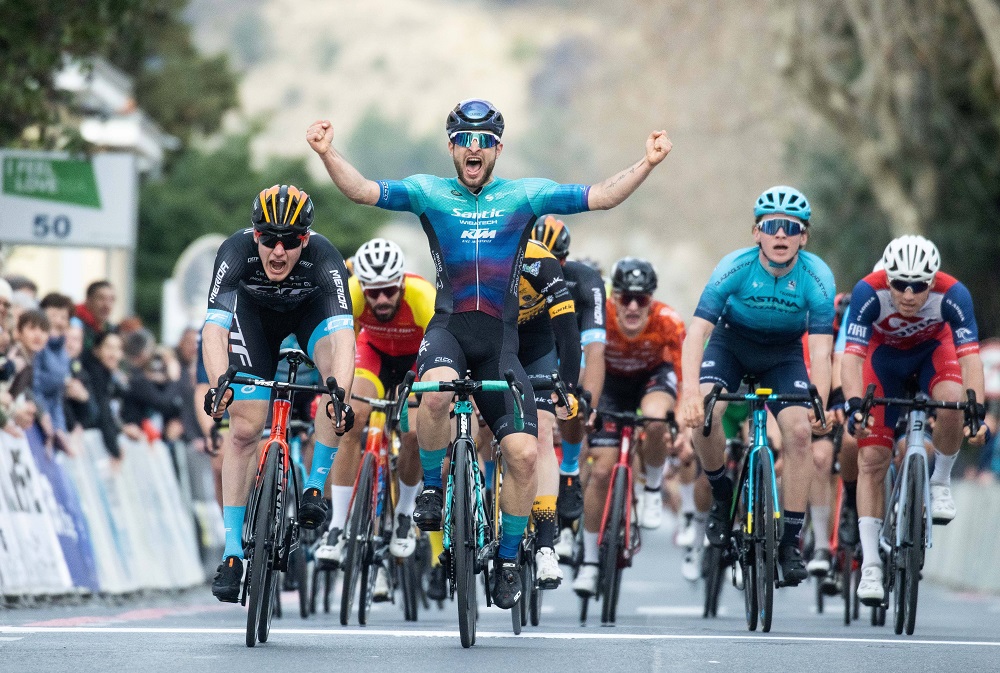 Alberto Bruttomesso, stop cautelare per il corridore italiano: contestata una violazione del codice antidoping
