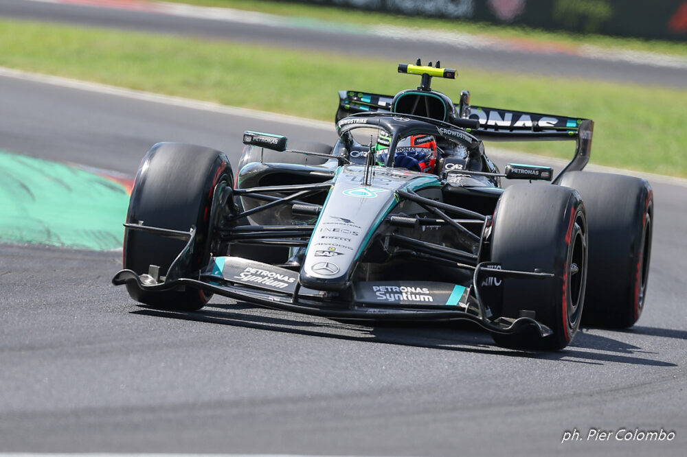 Kimi Antonelli memorabile! Da diciannovesimo a primo in 18 giri! Rimonta indelebile a Monza