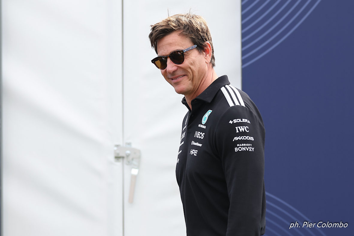 Toto Wolff: “Siamo andati vicini alla pole e non ce lo aspettavamo. Sarà una gara tra tante incognite”