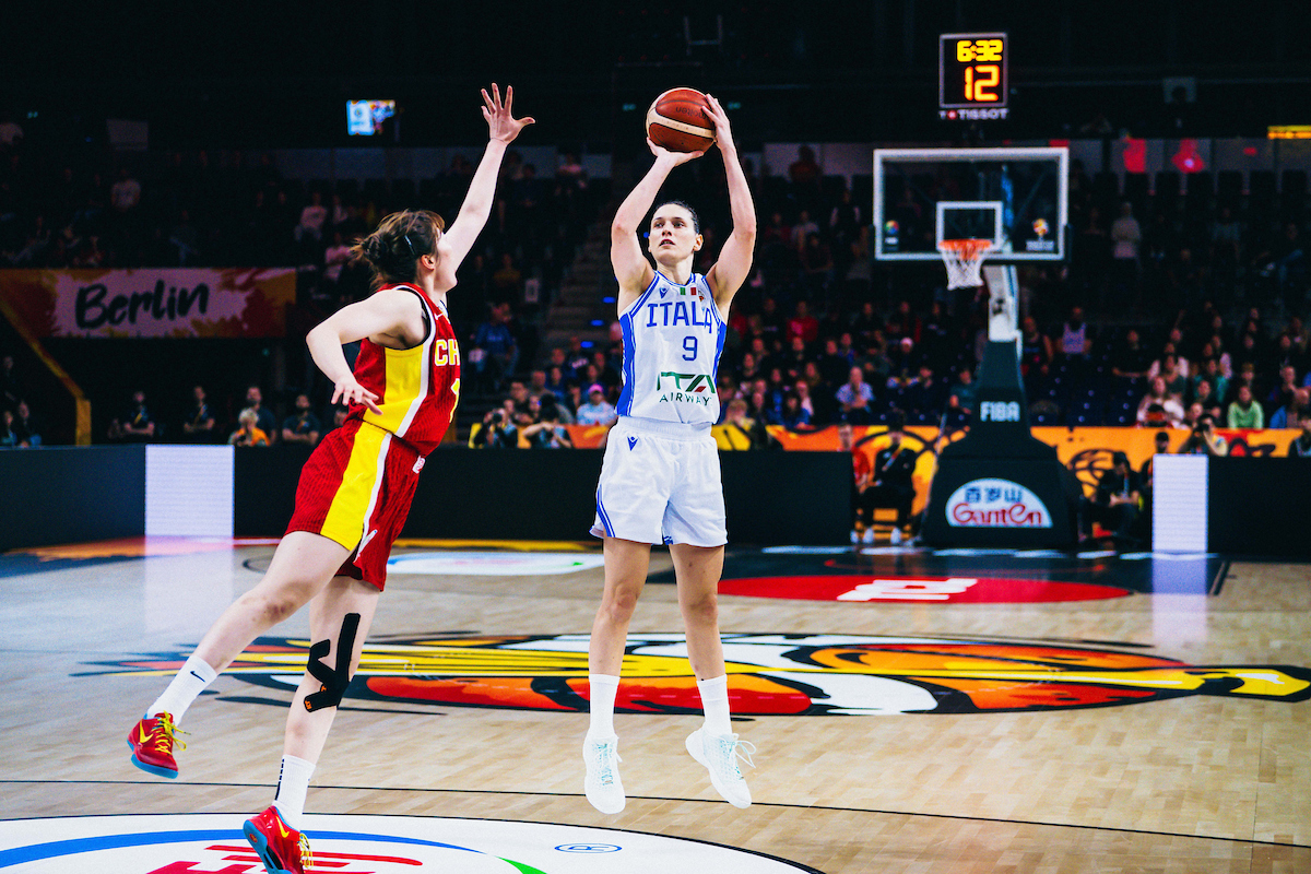 Basket femminile, come sono cambiate le squadre verso la stagione 2026-2027 e dove giocheranno le azzurre che erano ai Mondiali
