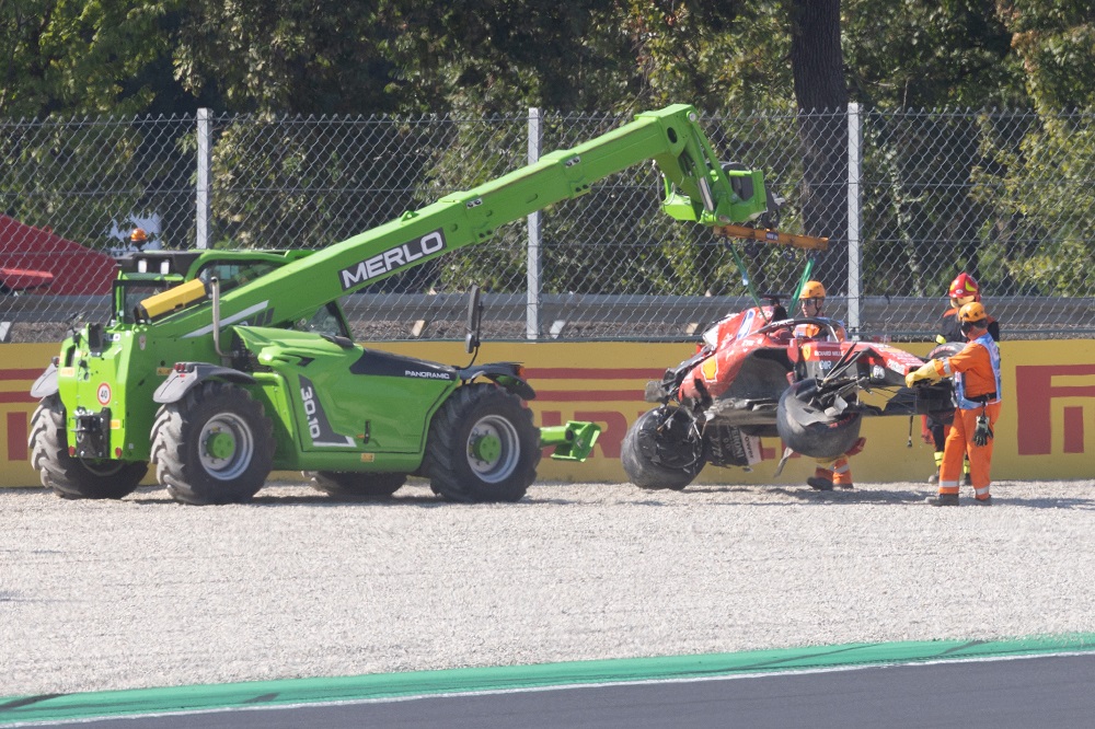 Leclerc, troppi incidenti nel 2026: quanto stanno costando alla Ferrari