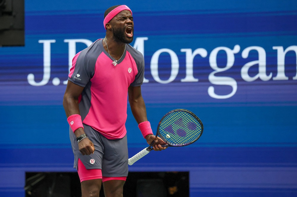 Frances Tiafoe confeziona un’epica rimonta e approda in semifinale agli US Open: battuto Michelsen al super tie-break