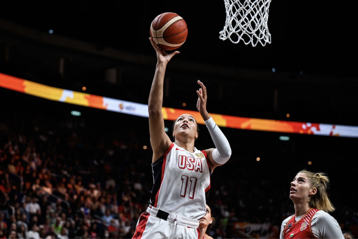 Basket femminile, gli Usa dominano l’Ungheria e vanno in semifinale
