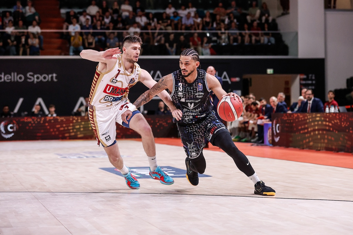 Supercoppa italiana basket: Tortona e Venezia aprono la Final Four alla Nova Arena