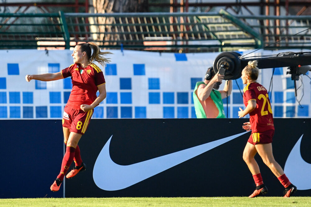 Calcio femminile: la Roma spreca un rigore in pieno recupero. Pari con il Leuven in Champions League