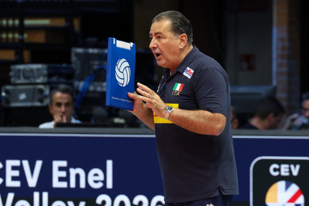 Fefè De Giorgi: “Focalizzati sul gioco, vicini alle partite da dentro o fuori. Abbiamo forza morale”