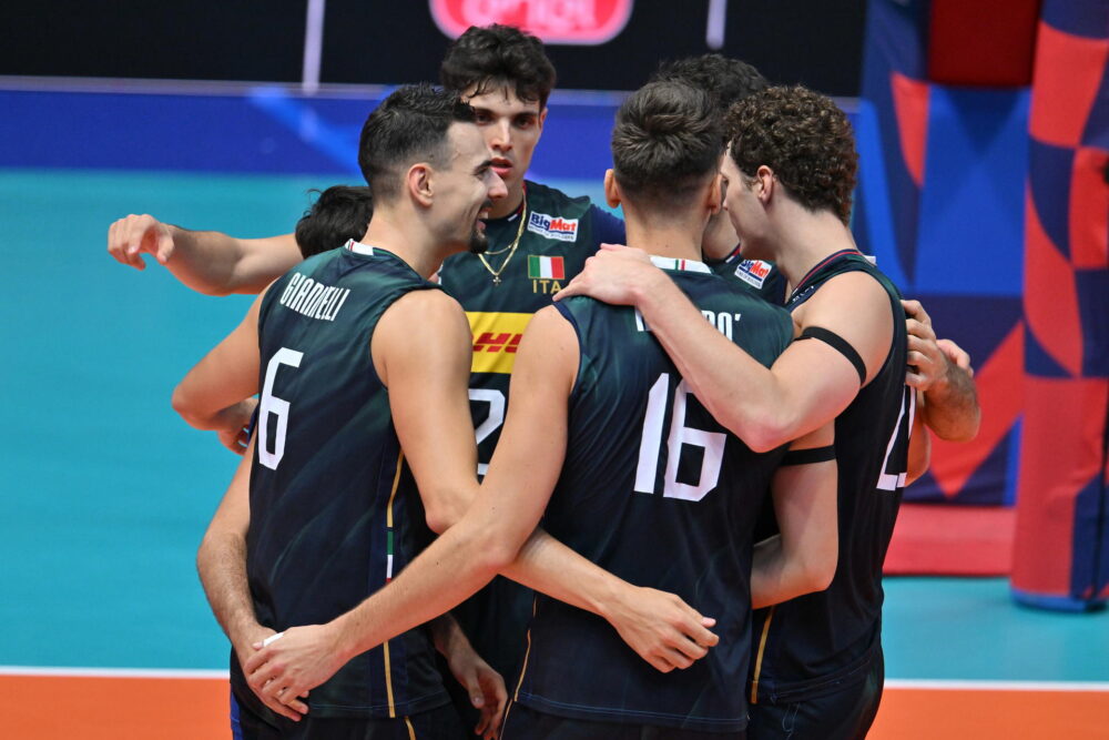 Cosa è successo su Rai2 durante Italia-Slovacchia di volley: pubblicità con il set non ancora finito