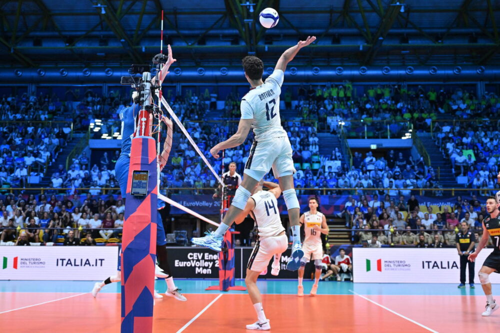 L’Italia vince il girone agli Europei prima dell’ultima partita? Che risultato serve in Slovenia-Cechia: le combinazioni