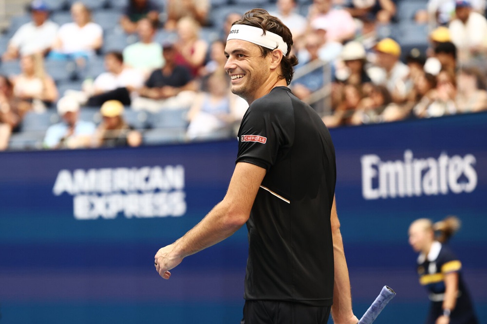 Taylor Fritz piega la resistenza di Tommy Paul e approda in finale a Lione