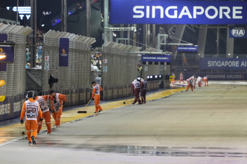 Perché la Sprint del GP di Singapore di F1 è in ritardo: causa e nuovo orario