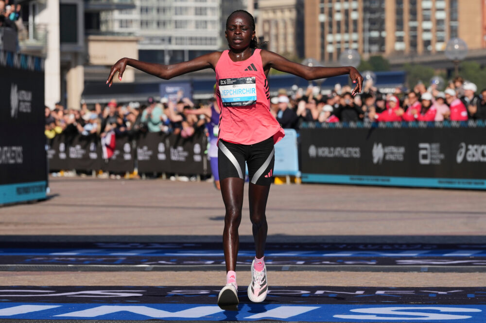 Peres Jepchirchir positiva all’EPO: la Campionessa del Mondo di maratona e oro di Tokyo è sospesa