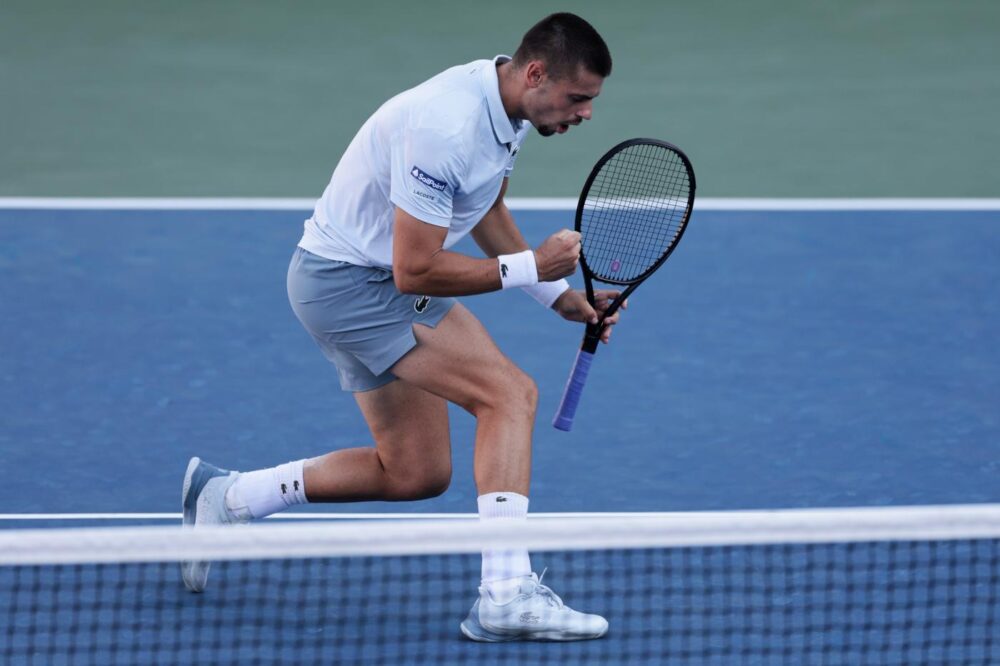 ATP Shanghai 2026: Géa sorprende Shelton, Zverev avanza col brivido