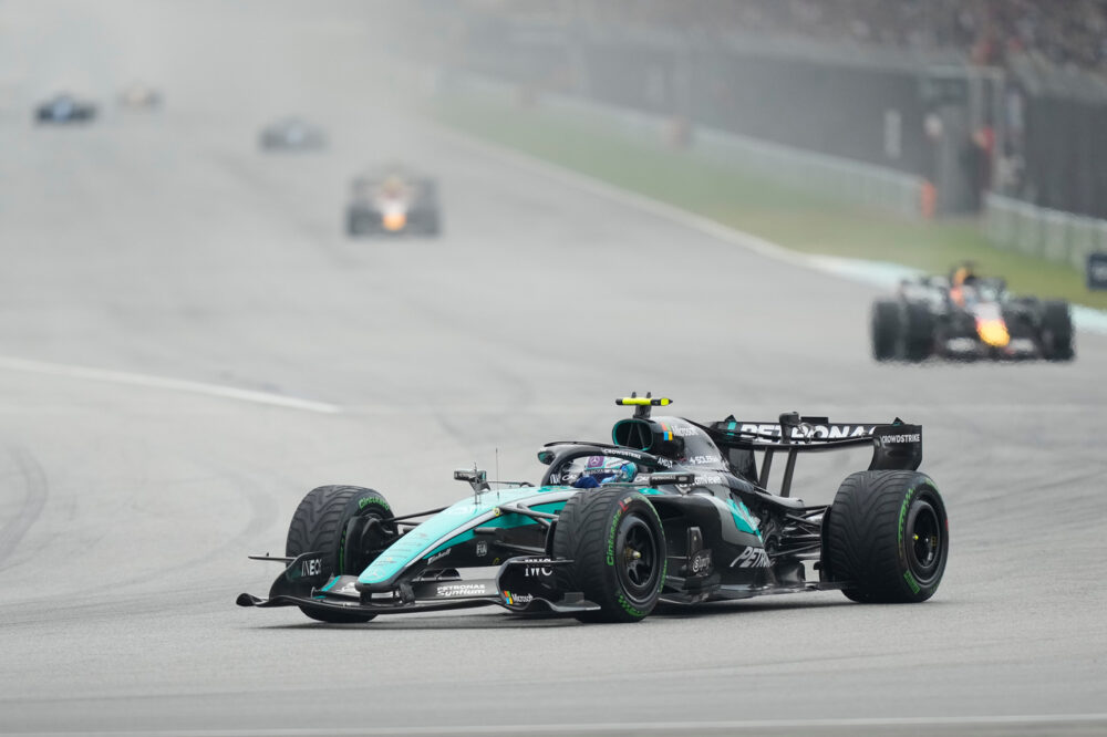 F1, affidabilità e aggiornamenti che non hanno funzionato: i tarli della Mercedes