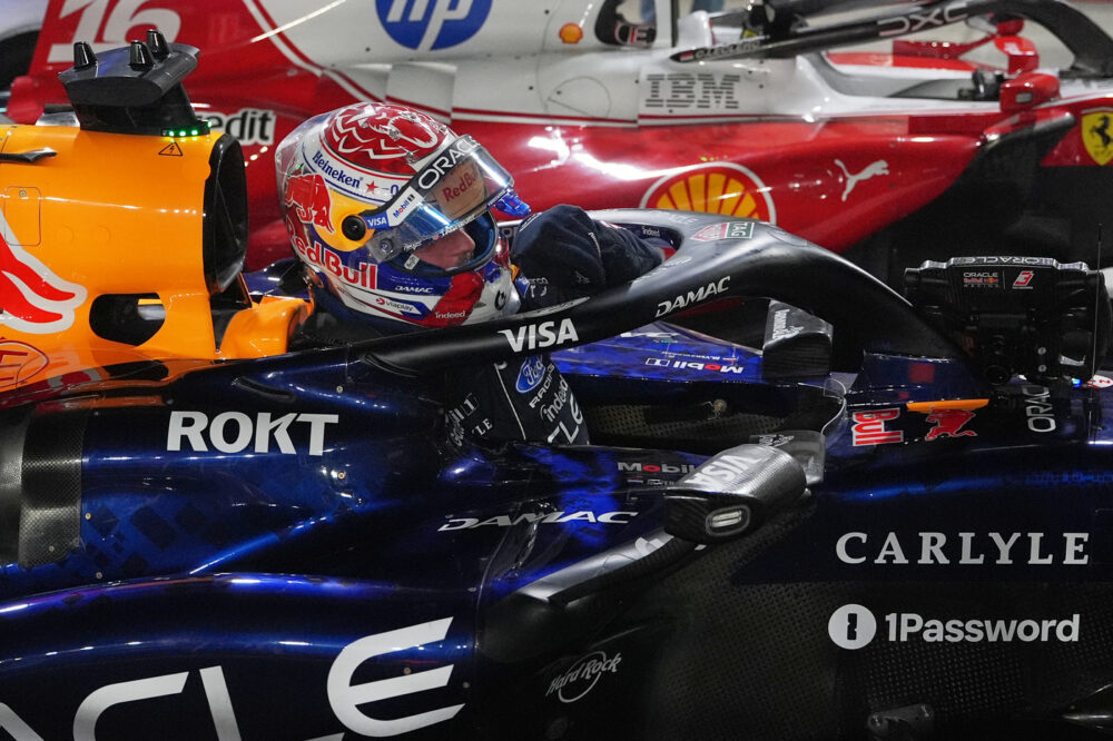 F1, nessuna penalità per Max Verstappen a Singapore: la decisione dei Commissari