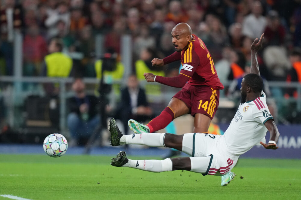 Quattro sconfitte italiane in Champions League: la Roma sogna con il Real, poi la doccia fredda; Como ko a domicilio
