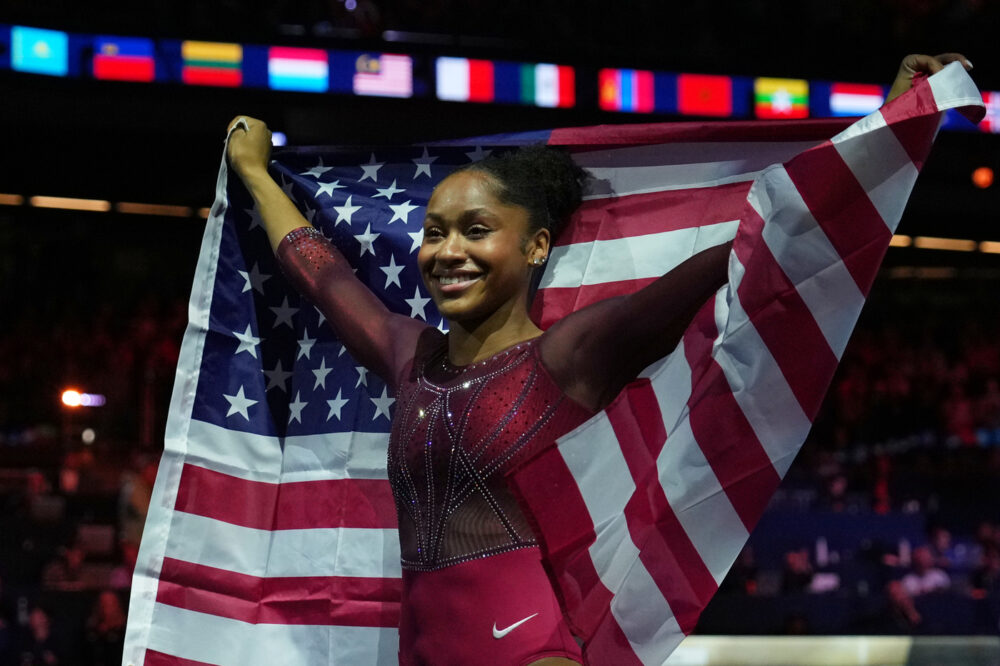 Il tendine d’Achille rotto, due Olimpiadi negate, la vittoria della vita: chi è Skye Blakely, la Campionessa del Mondo all-around