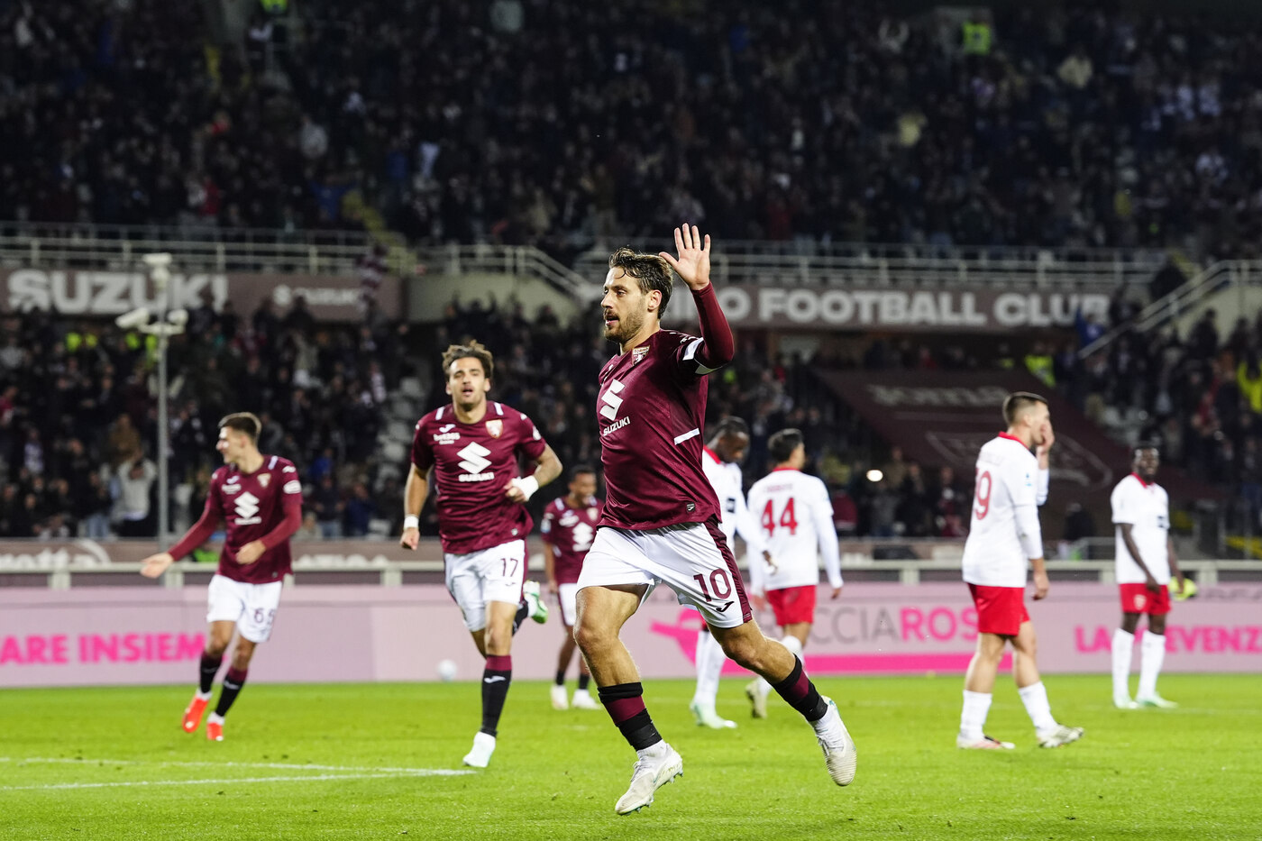 Calcio, il Torino batte il Monza nell’anticipo e trova la terza vittoria consecutiva in Serie A