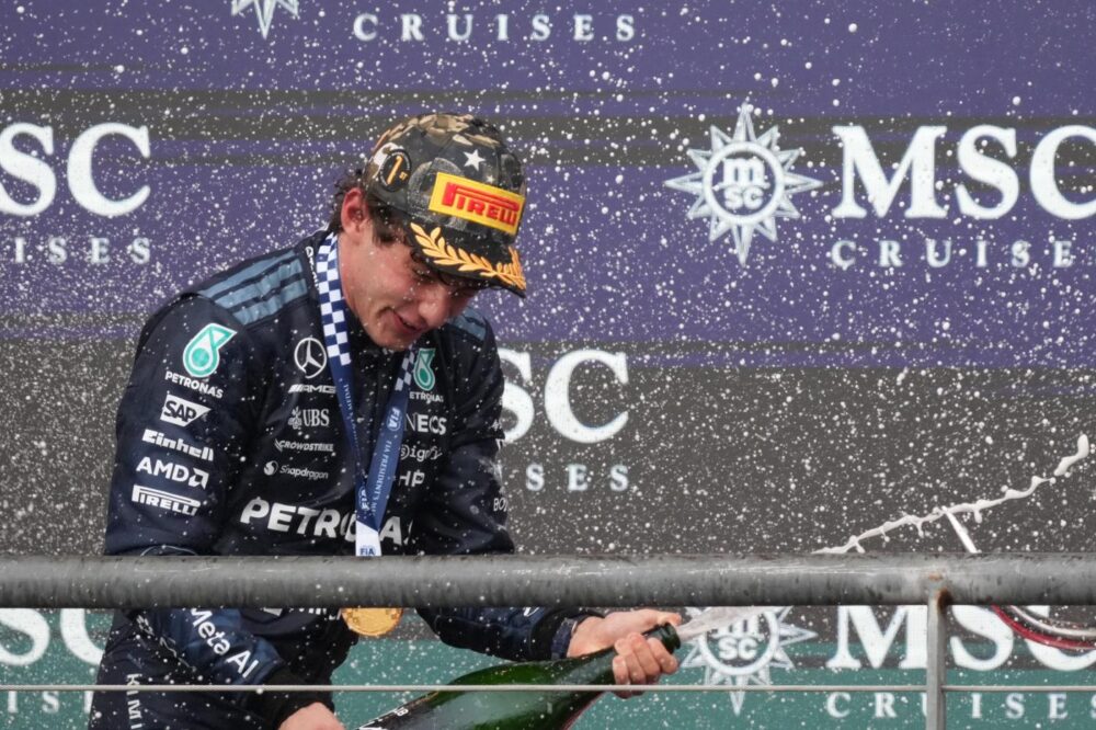 9 vittorie in un anno per Kimi Antonelli: eguagliato Mansell, ora è caccia a Hamilton